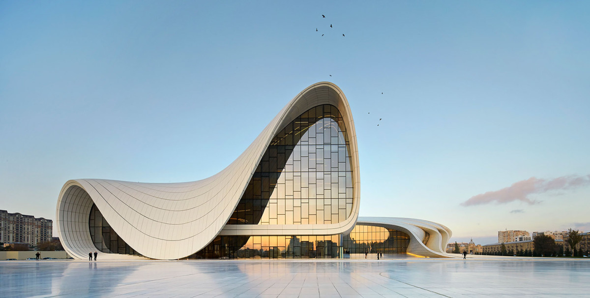 Heydar Aliyev Centre in Baku, completed in 2014. Photograph by Hufton + Crow. 