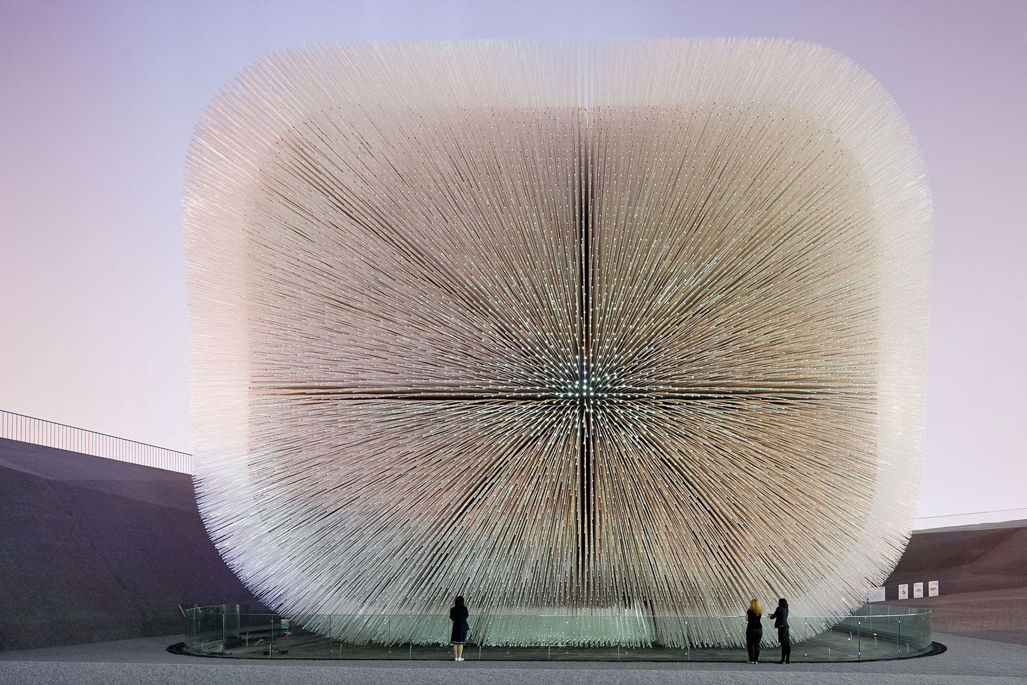 London-based architect Thomas Heatherwick's ethereal Seed Cathedral, the UK Pavilion for Shanghai Expo 2010. Image via Heatherwick Studios. 