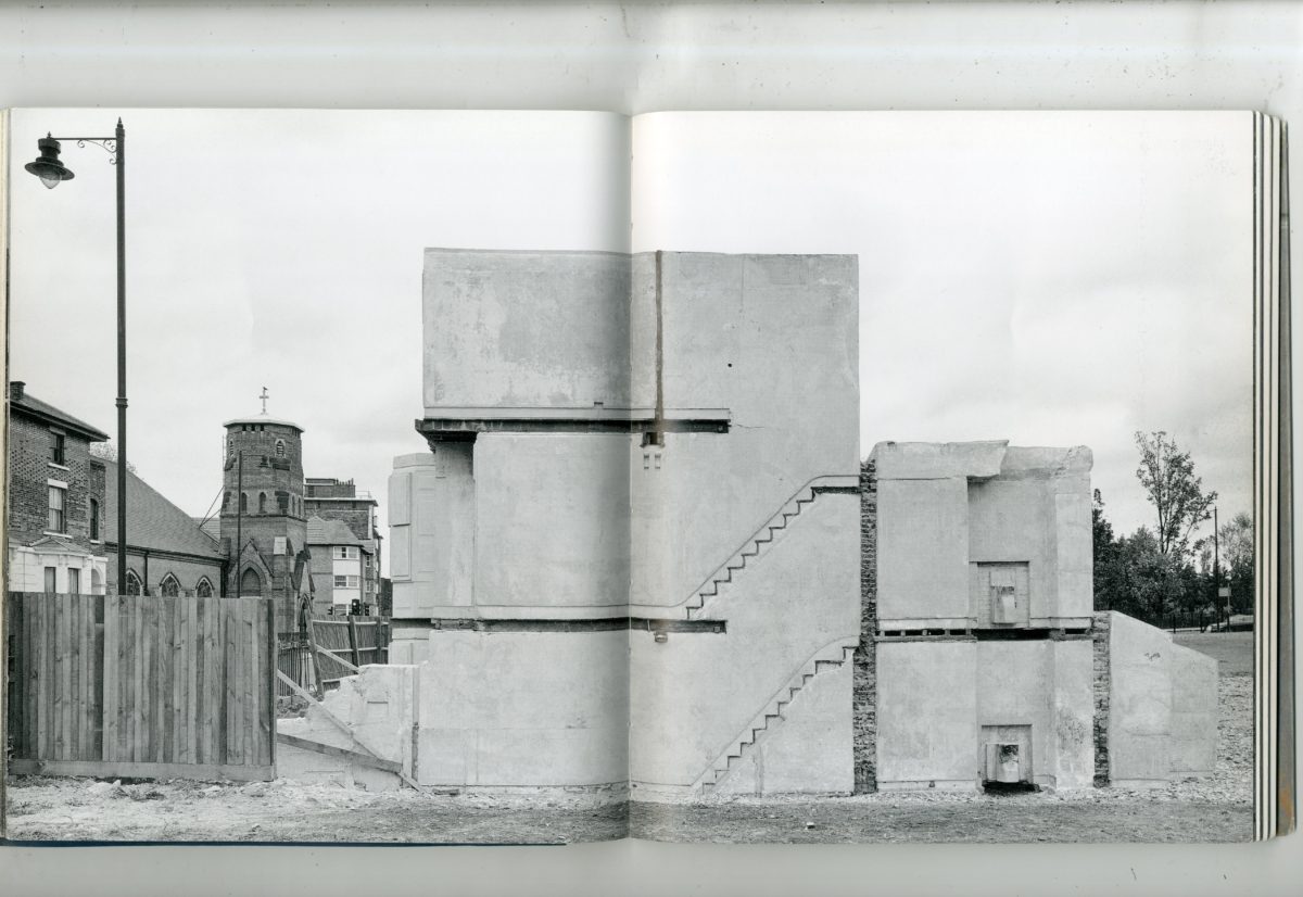 Production image of Rachel Whiteread's House (via Bessie Austin)