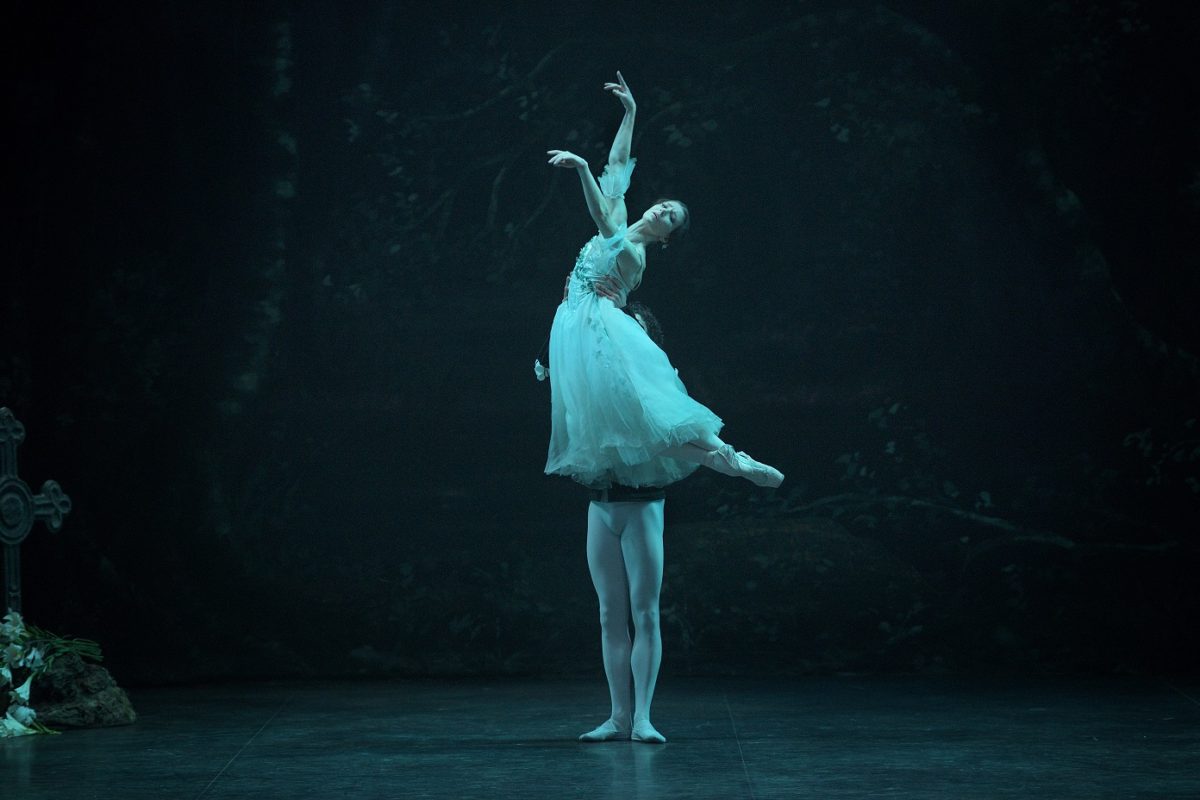 Giselle, 2017, Alina Cojocaru & Isaac Hernandez (via Laurent Liotardo)