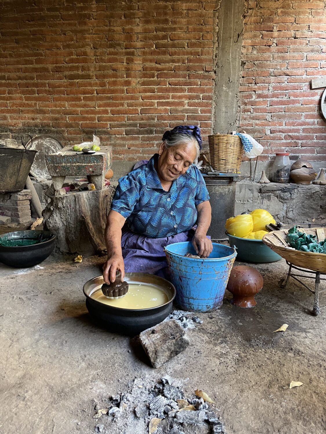 Mexican candle making with Casa Viviana in Oaxaca — Modela